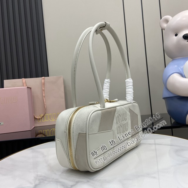 MIU MIU專櫃繆繆最新款拼接保齡球包手提肩背包 jh2738型號：5BB147
